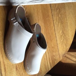 Mia wooden clogs - NWOT
